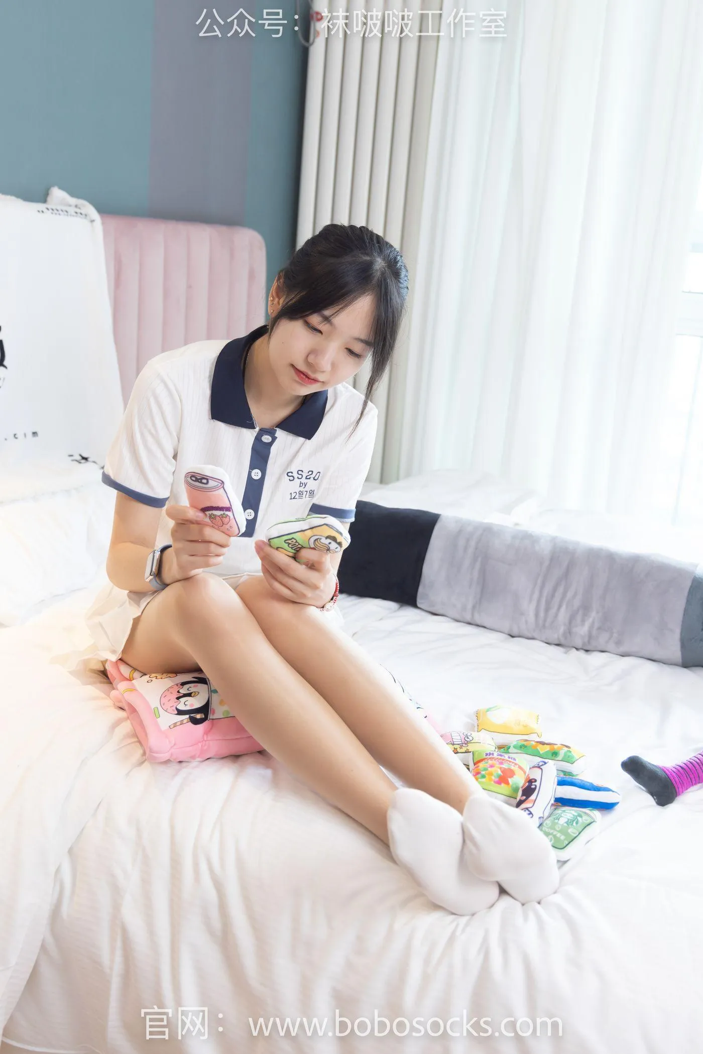 [BoBoSocks袜啵啵]NO.096 小甜豆-板鞋、白棉袜、油亮肉丝 [145P]插图